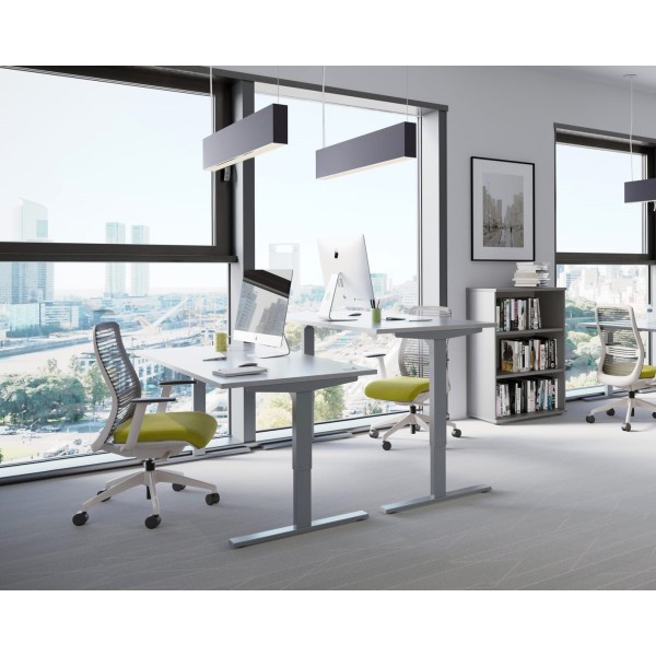 Zoom 7447 4d8f 90f3 8e9d188ef16b x2000 c